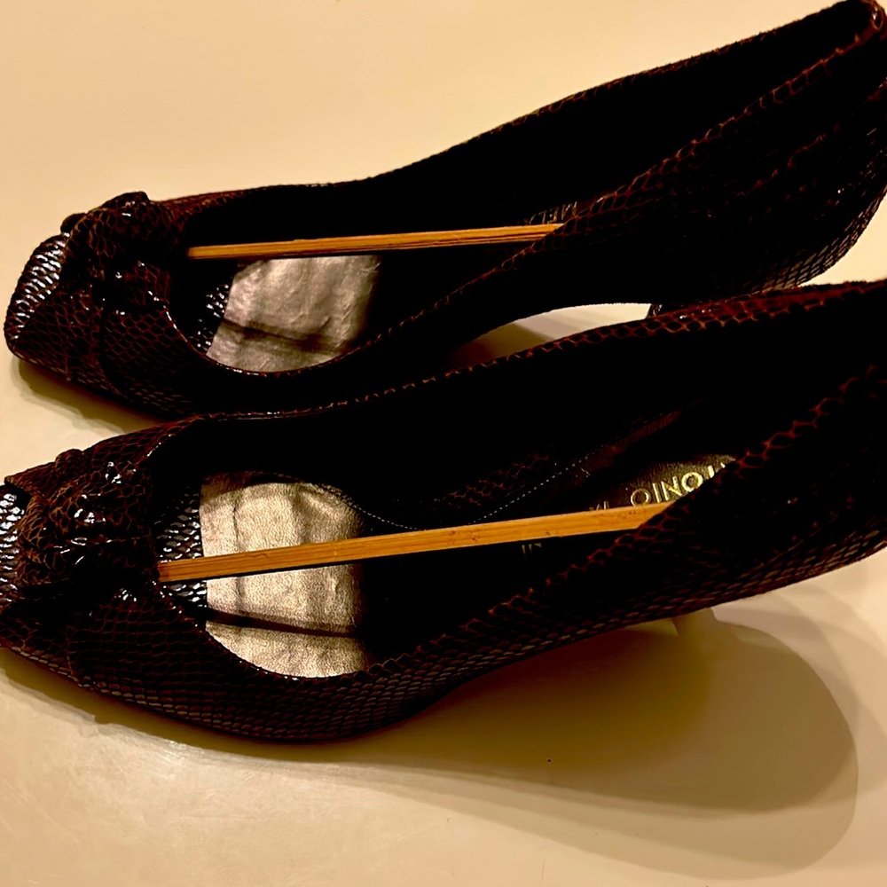 Beautiful open toe shoes